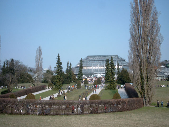 Botanischer Garten Blick zum Gewächshaus