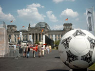Fussball am Reichstag